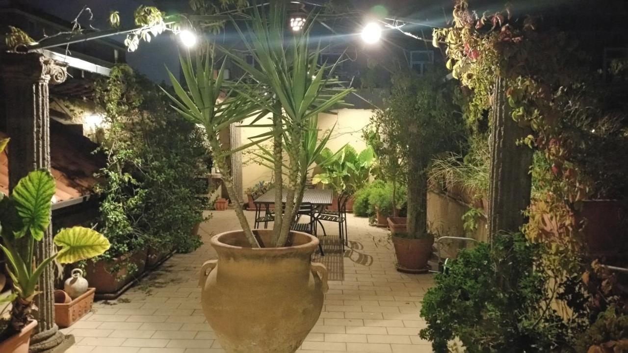 Mediterranean Roof Naples Extérieur photo